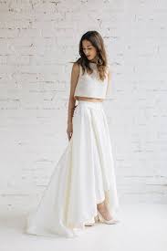 Rtl exclusiv boris beckers und lillys billige traumhochzeit. Open Back Crop Top Lily Mikado Top Crop Accented With Beaded Lace In Front It Is A Crop Top Shorter I Wedding Dresses High Low Wedding Skirt Bridal Skirts