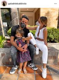 Mauricio isla is 32 years old (12/06/1988) and he is 177cm tall. Uomy7p2x27fpam