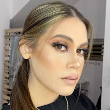 Look en tendencia 😍 esto es lo que practicamos en el curso de maquillaje  profesional ✨ Información por DM o 6681620125 . . . #makeup #makeupglam  #losmochis