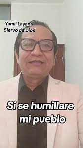 Yamil Yamal Muestra Su Biblia