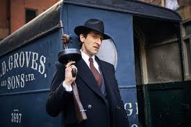 Vérifiez que vous êtes bien sur le bon site avant de télécharger, faites attention des sites escroc adresse: Series Les Peaky Blinders Reviennent Sur Arte Pour Une Saison 4 Avec Adrien Brody Frenchtouch2
