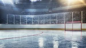 All nhl teams use ice that is 85 x 200 feet while in lower tier leagues hockey rinks vary in size depending on the rinks available. Ice Hockey Rink Why The Us Rink Is Smaller Than The Eu Rink