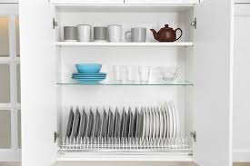 Model rak piring duduk jaman sekarang dengan berbagai macam bentuk dan terbuat dari beberapa bahan material, ada yang dari besi stainless, kayu, dan plastik. 7 Model Rak Piring Cantik Untuk Dapur Anda