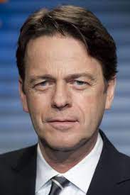 The following 4 files are in this category, out of 4 total. Zdf Fernsehgarten Das Waren Die Bisherigen Moderatoren Zdf Fernsehgarten Deutsche Moderatorin Moderator