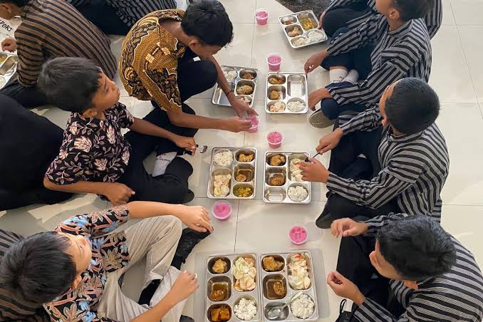 MBG Dikebut di Daerah Tinggi Stunting, Ahli Gizi Digandeng dan Riset Disiapkan