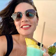 UPDATE 11:05 A.M.- All westbound I-70 lanes have reopened. ST. CHARLES  COUNTY- Westbound Interstate 70 is closed before David Hoekel Parkway due  to an overturned lumber truck. Motorists can detour by using