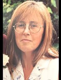 Laurie Bruce's Instagram, Twitter & Facebook