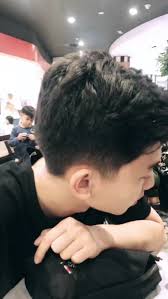 Masih 18 tahun 9 seleb cowok ini punya karisma luar biasa. Cowok Ganteng In 2021 Cute Boyfriend Pictures Boy Photography Poses Cute Boys Images