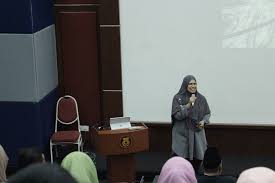 Dato' rafiq is a professor of biomedical engineering and dean, faculty of engineering, universiti teknologi malaysia (utm). Industrial Seminar Biomedical Engineering Maintenance Service Of The Government Hospitals At Malaysia Faculty Album