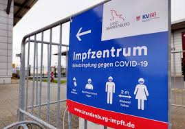 Studien zufolge leiden rund sieben prozent. Stiko Empfiehlt Jetzt Corona Impfung Fur 12 Bis 17 Jahrige