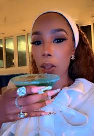 The Nanny Name Fran Costume Dinner (Part 2)- We ended up staying so long we  got free icecream too by the way 😂😂😂😂 @TheRealFranDrescher @The Nanny  ⚜️ #costumeparty #thenannynamedfran #thenanny ...