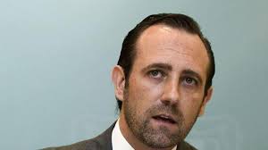 Bauzá admet ara al Parlament Europeu "implicacions polítiques" en la seva  participació a una 'start-up' d'Enagás