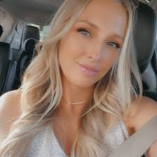 Why did my sourdough mold after 8 days?