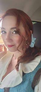 Pamela Workman's Instagram, Twitter & Facebook