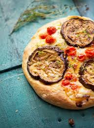 Pizza Con Berenjenas Picantes Tomatitos Cereza Recetas De Comida Mexicana Recetas De Comida Comida