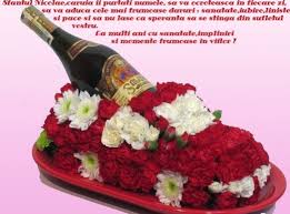 Pentru ca aduci mereu fericire celor din jur, iti uram o zi plina de bucurii si de surpize care sa te tina tot anul. Sfantul Nicolae 2017 La Multi Ani Sobre Mi Y Que Me Gusta A Mi