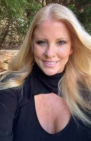 Melissa Stanley's Instagram, Twitter & Facebook