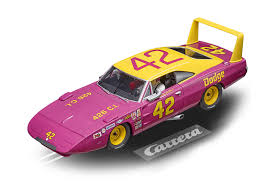 Find the perfect marty robbins nascar stock photos and editorial news pictures from getty images. Carrera Slot Trois Legendes Du Nascar Pour Le Slot Racing Slot Cars Passion