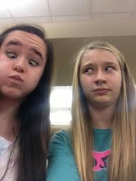 Emily Kalinay (@ekalinay)