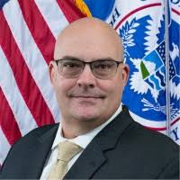 40+ perfiles de «Dumais»