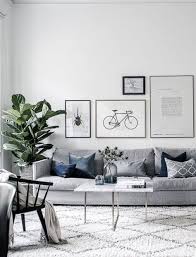 Gri Koltuk Takimi Ne Renk Hali Sorusu Icin 25 Fikir 25 Fikir Gri Hali Icin In 2020 Small Living Room Design Small Apartment Living Room Apartment Living Room