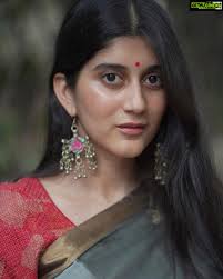 Deeksha Joshi Wiki, Biography, Age, Gallery, Spouse and more