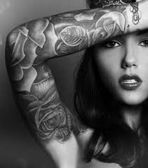 Die wahl eines tattoos sollte natürlich nicht von den vorherrschenden trends abhängen. Tattoos Fur Frauen 135 Schone Und Ausgefallene Vorlagen Zur Inspiration