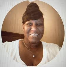 Jill Wall's Instagram, Twitter & Facebook