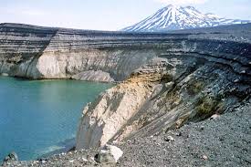 The alaska peninsula (also called aleut peninsula or aleutian peninsula, aleut: Aleutian Range Mountains North America Britannica