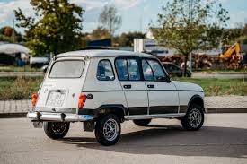 Image result for Olympic White 1987 Renault