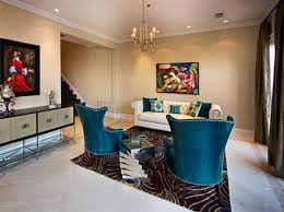 Pudra rengine uygun halı | dekorblog. Turkuaz Koltuklara Uygun Perde Renkleri Mobilya Ve Dekorasyon