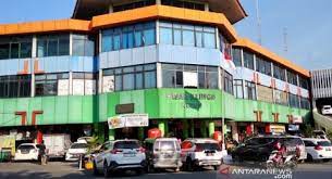 Kebakaran di pasar kliwon kudus akhirnya padam. Pedagang Dan Pembeli Tak Patuhi Protokol Covid Pasar Kliwon Kudus Ditutup Suara Jateng