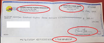 Chase is offering a $600 bonus for opening up a checking and savings account. Police Warn Of Fraudulent Checks Issued With City Of Grand Rapids Name Obama S Signature