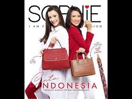 Katalog promo dompet sophie martin kini sudah bisa anda dapatkan dengan harga yang sangat spesial, apalagi jika kalian merupakan member dari produk yang satu ini. Katalog Sophie Martin Paris Agustus 2017 Youtube