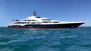 The new numarine 26xp is a displacement version with bulbous bow. The Reborn Luxury Yacht Attessa Iv Visits Puerto Vallarta