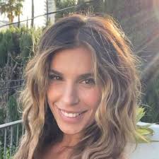 Elisabetta canalis, 40 anni, è esattamente uguale a 20 anni fa. Elisabetta Canalis Net Worth Age Bio Nationality Height Husband Instagram Career Biography Gist