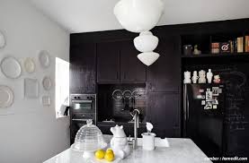 Kabinet dapur terkadang menjadi sorotan dari suatu kitchen set karena bagian ini merupakan bagian yang terpenting dari kitchen set dan kabinet ini merupakan juga salah satu inti dari suatu kitchen set yang anda ikea dapur lillangen talleviken kabinet wastafel 2 pintu putih. Warna Dapur Serba Hitam Simpel Keren Dan Elegan Banget