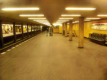 Eine große auswahl an rauchzubehör rundet unser großzügiges sortiment, verbunden mit einer übersichtlichen warenpräsentation, ab. Bahnhof Berlin Zoologischer Garten Wikipedia