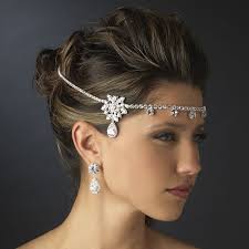 · bijoux mariage, paris, paris. Coiffure Mariage Avec Bijou De Front Et Boucle D Oreilles En Cristal Style Orient Kim Bijoux Mariage Bijou De Front Bijoux