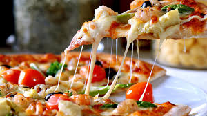 O mica cercetare arata ca exista cel putin vreo zece care livreaza mancare online. Smile Pizza