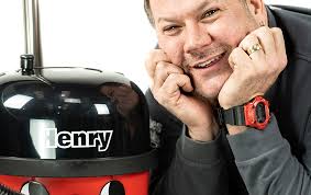 Henry HVR160-11 Bagged Cylinder Vacuum Cleaner ‐ Red ‐ A+ Rated