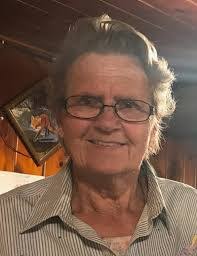 Melissa Mullard's Instagram, Twitter & Facebook