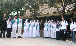 Yang sekarang bernama pik r lenan surga berasal dari kepanjangan dari lentera harapan sukoharjo iii. Mtsn 5 Nganjuk Masuk Tiga Besar Pemilihan Kelompok Pik R Jalur Sekolah Tahun 2018 Website Mtsn 5 Nganjuk