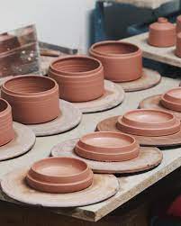 How To Glaze And Fire Lidded Jars By Florian Gadsby Pottery Jars Pottery Techniques Ceramic Techniques