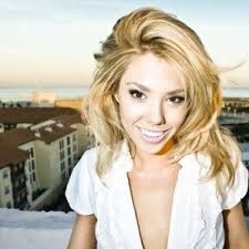 Santia Deck Email & Phone Number