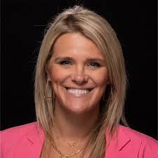 Tori Criswell's Instagram, Twitter & Facebook