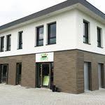 Anwendungsbeispiel Zu Dekodeck Verkleidungsprofilen Fur Fassade Dachuberstand Zaunelemente Und Viele Mehr Erh Dachuberstand Fassadengestaltung Fassade Haus