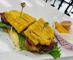 Tainos Bakery Deli 5806 Lake Underhill Road 407 482 2404 For Our Foodie Friends Out There Get The Cake F Food Puerto Rican Recipes Gluten Free Sandwiches