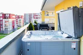 Apartamente apartamente regim hotelier birouri / spaţii comerciale case case de vacanţă locuri de parcare. Cazare In Regim Hotelier Brasov Brasov Sweet Retreat