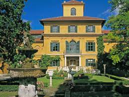 Get the ratings & reviews, maps of nearby attractions & contact details. Lenbachhaus In Munich Information And Exhibitions